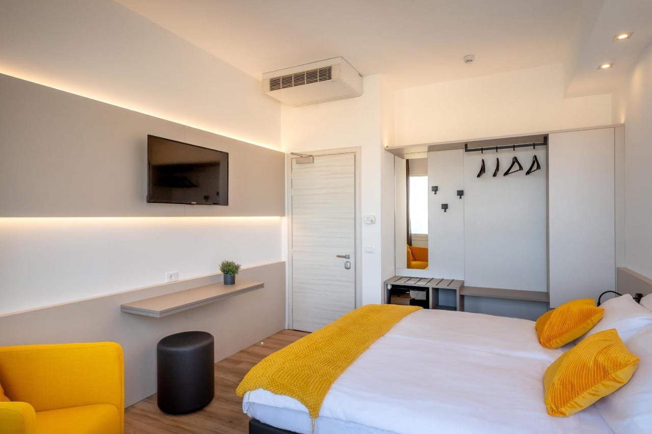 Hotel Delfino 3*