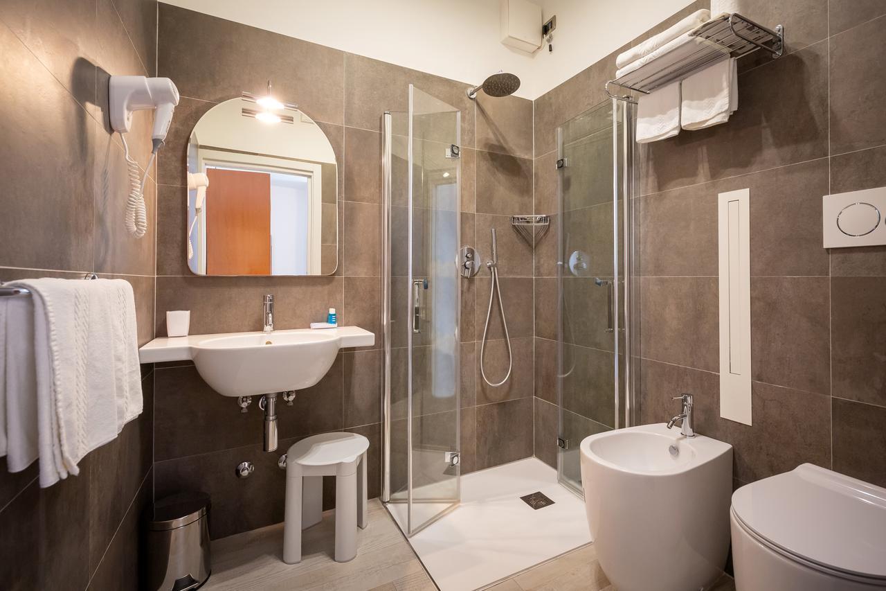 Delfino Hotel 3*
