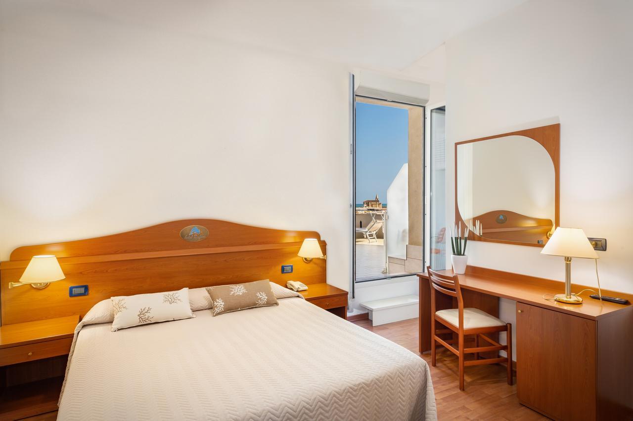 Delfino Hotel 3*